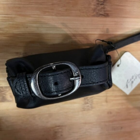 Walk About Leather Wristlet - Mini Purse - Bracelet Bag - Leather Pouch - Picture 10 of 16